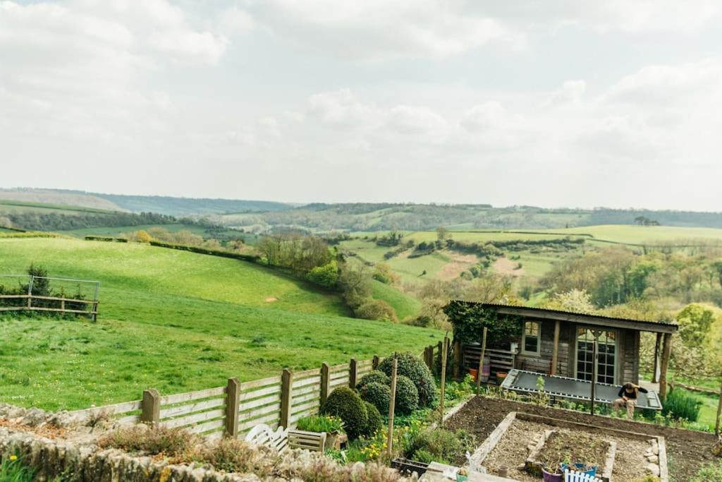 Romantic Country Annex With Views - 10 Min To Bath Cold Ashton Exteriör bild
